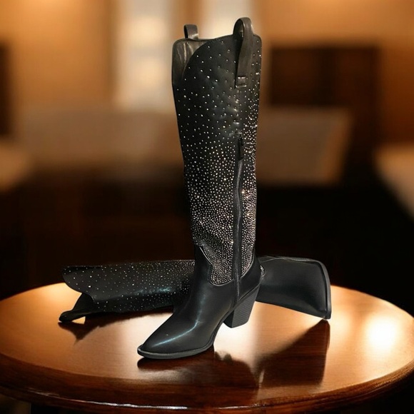 TOP Moda Black and Silver Heeled Boots - Picture 7 of 7